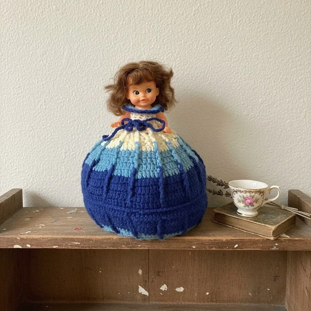 Vintage‎ Crochet Skirt Doll Blue & White Handmade 10